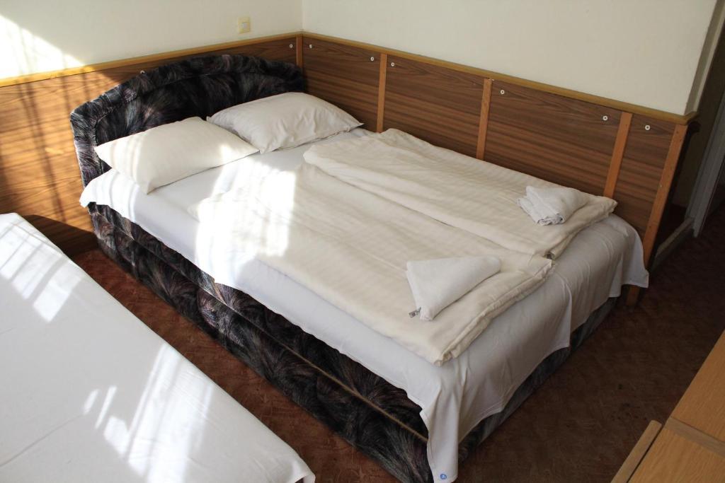 Rév Szálló Balaton Szántód Habitación foto